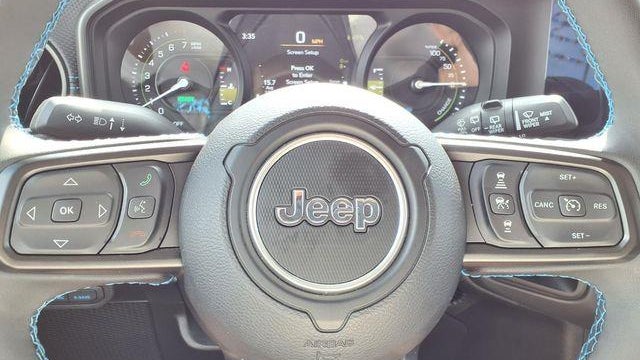 2025 Jeep Wrangler Rubicon 4xe