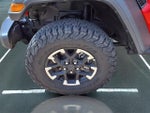 2025 Wrangler Thumbnail 25