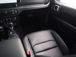 2025 Wrangler Thumbnail 15