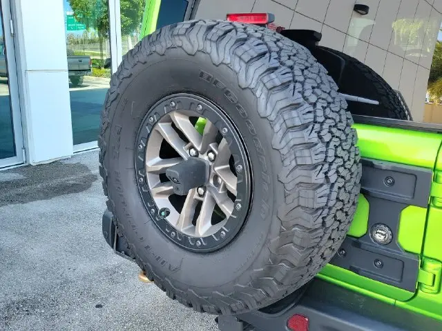 2025 Jeep Wrangler - $77,990