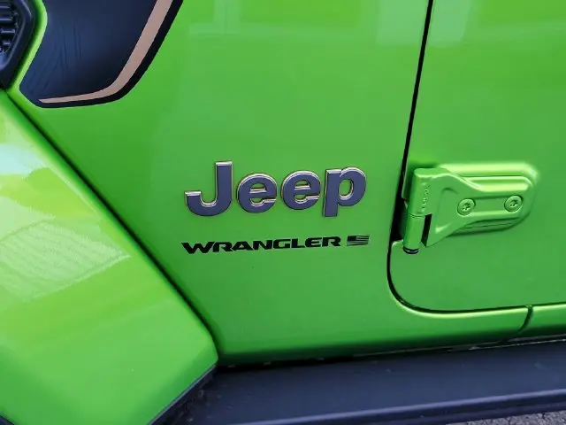 2025 Jeep Wrangler - $77,990