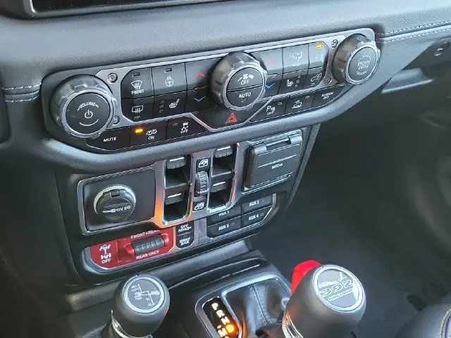 2025 Jeep Wrangler - $77,990