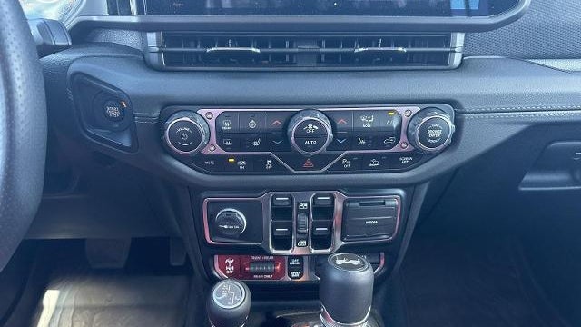 2024 Jeep Wrangler Rubicon 392