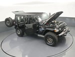 2025 Wrangler Thumbnail 68