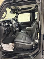 2024 Wrangler Thumbnail 9