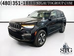 2022 Grand Cherokee Thumbnail 1