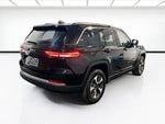 2022 Grand Cherokee Thumbnail 4