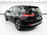 2022 Grand Cherokee Thumbnail 6