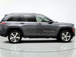 2023 Grand Cherokee Thumbnail 4