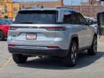 2023 Grand Cherokee Thumbnail 4