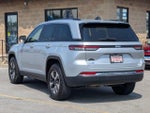 2023 Grand Cherokee Thumbnail 6
