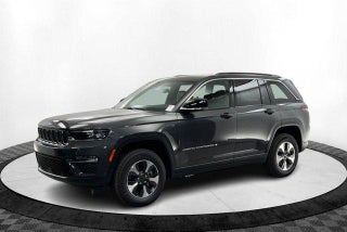 2024 Jeep Grand Cherokee with Baltic Gray Metallic Clearcoat Exterior