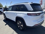 2024 Grand Cherokee Thumbnail 3