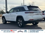 2022 Grand Cherokee Thumbnail 12