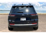 2022 Grand Cherokee Thumbnail 7
