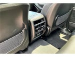 2022 Grand Cherokee Thumbnail 12
