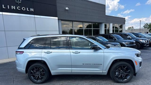 2023 Jeep Grand Cherokee 30th Anniversary 4xe