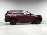 2024 Grand Cherokee Thumbnail 7