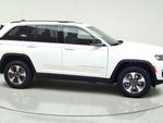 2022 Grand Cherokee Thumbnail 27