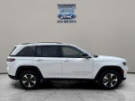 2023 Grand Cherokee Thumbnail 4