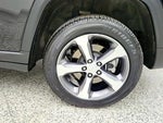 2023 Grand Cherokee Thumbnail 9
