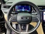 2023 Grand Cherokee Thumbnail 14
