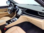 2023 Grand Cherokee Thumbnail 25