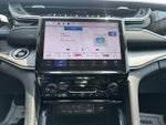 2024 Grand Cherokee Thumbnail 16