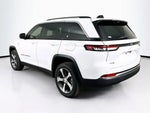 2022 Grand Cherokee Thumbnail 4