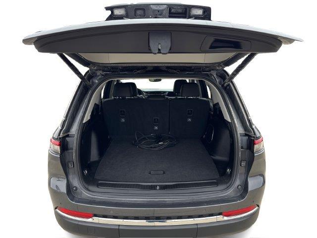 2023 Jeep Cherokee - $24,548