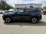 2023 Grand Cherokee Thumbnail 3
