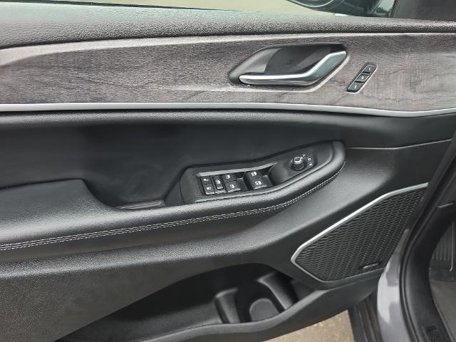 2024 Jeep Grand Cherokee 4xe — photo 1 of 2
