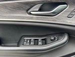 2023 Grand Cherokee Thumbnail 11