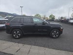 2024 Grand Cherokee Thumbnail 4