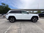 2024 Grand Cherokee Thumbnail 2