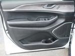 2023 Grand Cherokee Thumbnail 12