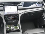 2023 Grand Cherokee Thumbnail 28