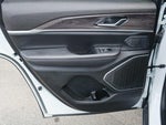 2023 Grand Cherokee Thumbnail 33