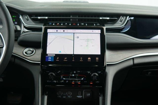 2023 Jeep Cherokee - $23,900