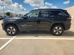 2024 Grand Cherokee Thumbnail 4
