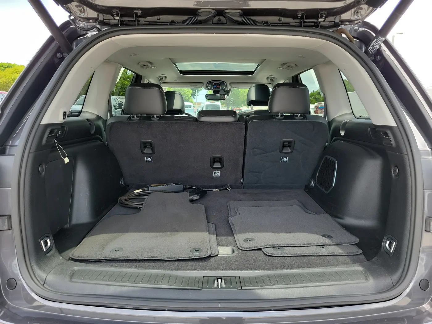 2022 Jeep Cherokee - $23,990