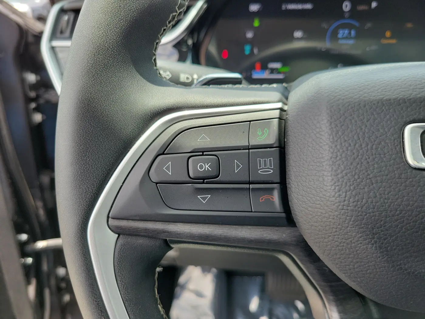 2022 Jeep Cherokee - $23,990
