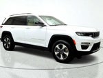 2022 Grand Cherokee Thumbnail 3