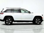 2022 Grand Cherokee Thumbnail 4