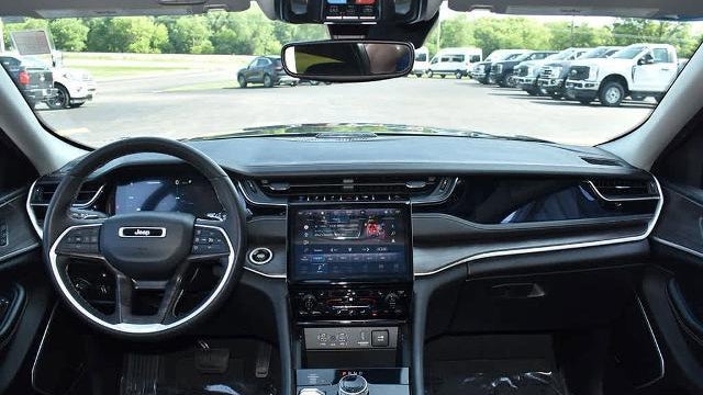 2023 Jeep Grand Cherokee 30th Anniversary 4xe