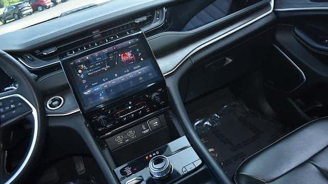 2023 Jeep Grand Cherokee 30th Anniversary 4xe