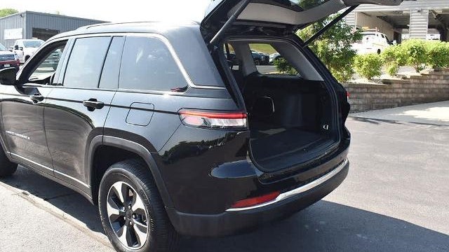 2023 Jeep Grand Cherokee 30th Anniversary 4xe