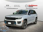 2023 Grand Cherokee Thumbnail 3