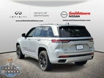 2023 Grand Cherokee Thumbnail 11