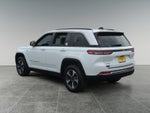 2024 Grand Cherokee Thumbnail 3
